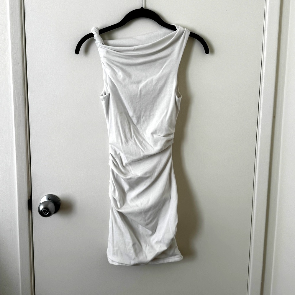 White Sleeveless Dress